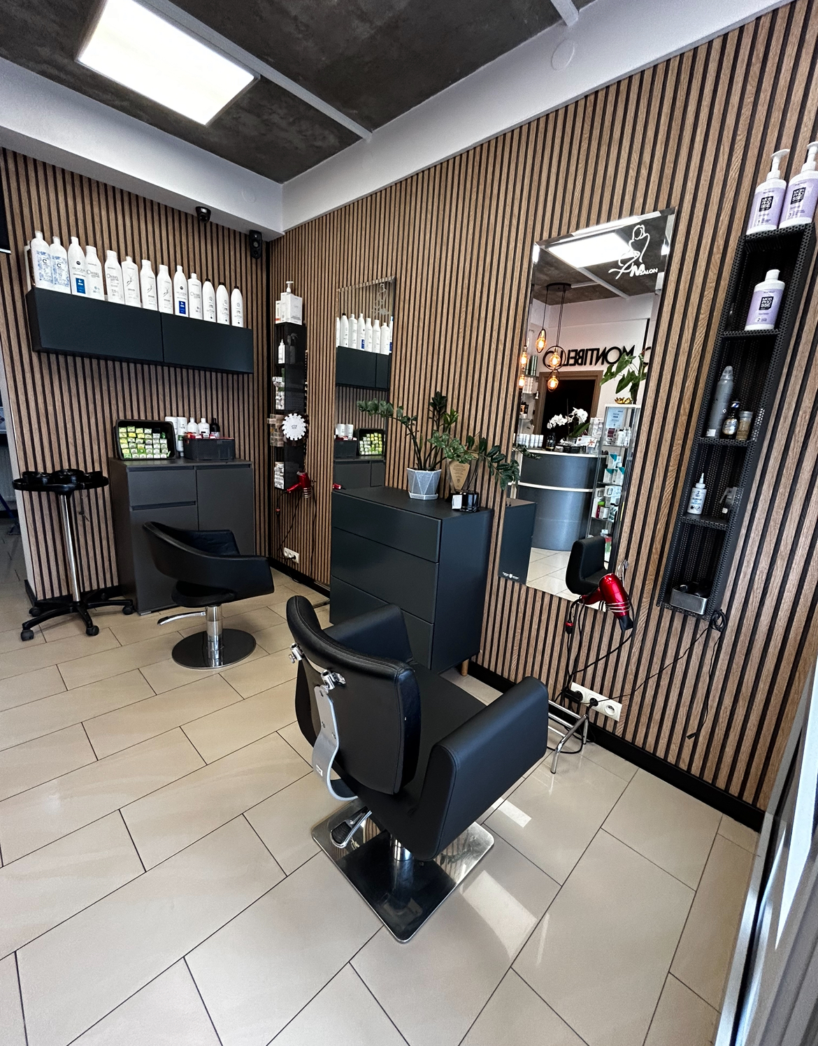 Wnętrze salonu TrychoFryzjer Msalon